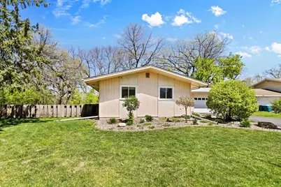 2119 Violet Lane, New Brighton, MN 55112 - Photo 4