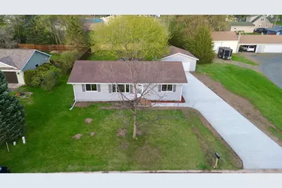 140 Nelson Avenue, Dresser, WI 54009 - Photo 2