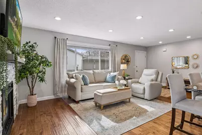 6690 Gretchen Court N, Oakdale, MN 55128 - Photo 10