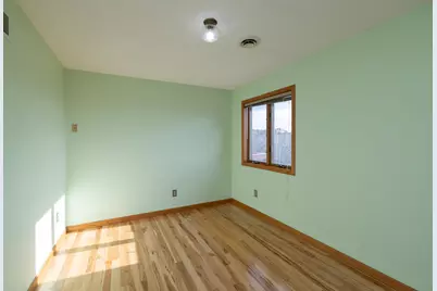 W12041 497th Avenue, Prescott, WI 54021 - Photo 40