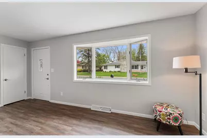 302 5th Avenue NW, Dodge Center, MN 55927 - Photo 16