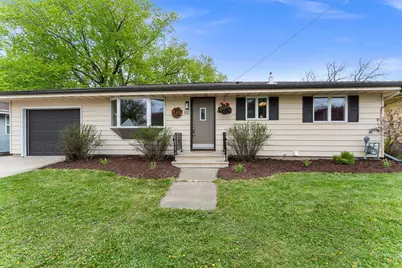 302 5th Avenue NW, Dodge Center, MN 55927 - Photo 10