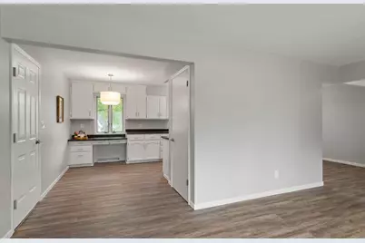 302 5th Avenue NW, Dodge Center, MN 55927 - Photo 18