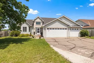 1211 Hillside Rd, Sauk Rapids, MN 56379 - Photo 1
