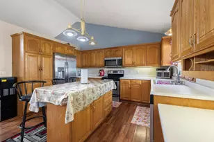 1211 Hillside Rd, Sauk Rapids, MN 56379 - Photo 12