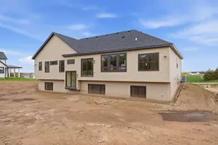 376 Moelter Ln, Hudson, WI 54016 - Photo 6
