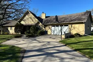 1206 Riverview Ct, Sauk Rapids, MN 56379 - Photo 1