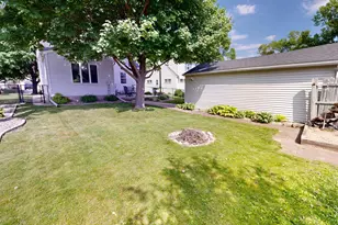 413 Highland Rd, Willmar, MN 56201 - Photo 22