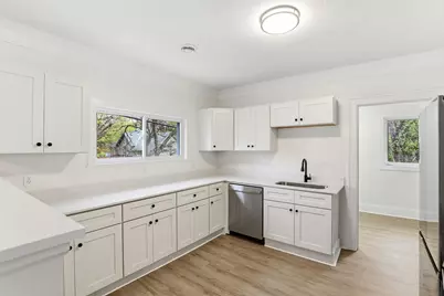 1311 30th Avenue N, Minneapolis, MN 55411 - Photo 28