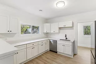 1311 30th Ave N, Minneapolis, MN 55411 - Photo 28