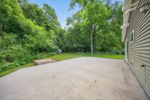 39568 569th St, Zumbro Falls, MN 55991 - Photo 40