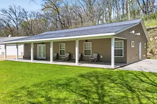 39568 569th St, Zumbro Falls, MN 55991 - Photo 2