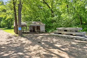 39568 569th St, Zumbro Falls, MN 55991 - Photo 42
