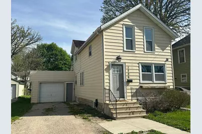 1006 6th Avenue NW, Austin, MN 55912 - Photo 1