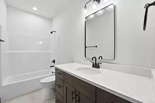909 Acorn Ct, Hudson, WI 54016 - Photo 30