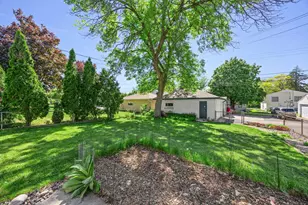 4448 Washington St NE, Columbia Heights, MN 55421 - Photo 4