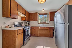 231 Crocus Ln, Monticello, MN 55362 - Photo 4