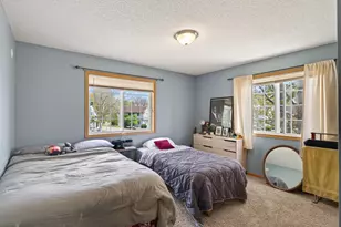 1088 Lovell Ave W, Roseville, MN 55113 - Photo 26