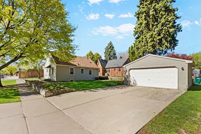 1341 Iowa Avenue W, Falcon Heights, MN 55108 - Photo 2