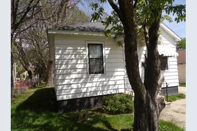 1204 4th Avenue NW, Austin, MN 55912 - Photo 2