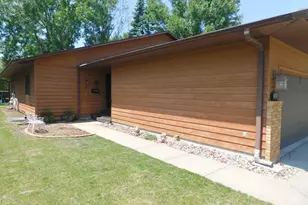 2524 25th Ave S, Fargo,  58103 - Photo 2