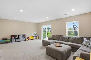 18137 Hidden Creek Trl, Lakeville, MN 55044 - Photo 32