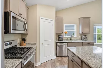 18137 Hidden Creek Trail, Lakeville, MN 55044 - Photo 10
