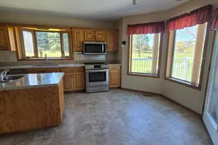 101 Northridge Dr, Kenyon, MN 55946 - Photo 12