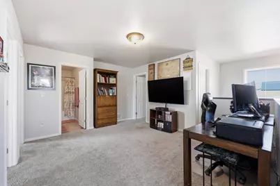 6824 Meadow View Drive S, Fargo, ND 58104 - Photo 16