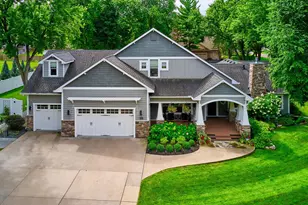 820 Niagara Ln N, Plymouth, MN 55447 - Photo 2