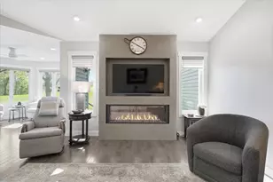 2688 Lake Ct Dr, Mounds View, MN 55112 - Photo 22