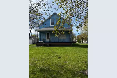 904 4th Street SE, Pipestone, MN 56164 - Photo 2