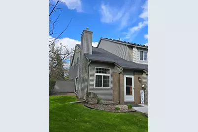 9935 Russell Avenue N #7, Brooklyn Park, MN 55444 - Photo 2