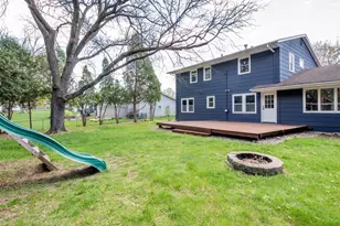 10419 Morris Rd, Bloomington, MN 55437 - Photo 36