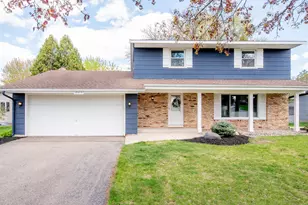 10419 Morris Rd, Bloomington, MN 55437 - Photo 2