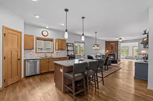 555 Tiffany Ln, Waconia, MN 55387 - Photo 6