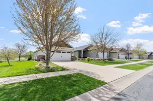 555 Tiffany Ln, Waconia, MN 55387 - Photo 46