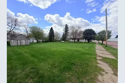 451 Paul Avenue, Lake Wilson, MN 56151 - Photo 6