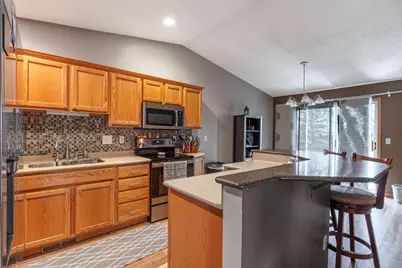 1652 10th Street W, West Fargo, ND 58078 - Photo 2