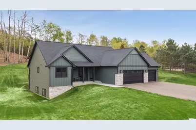 899 Gavin Pass, Hudson, WI 54016 - Photo 4