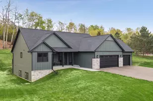 899 Gavin Pass, Hudson, WI 54016 - Photo 4
