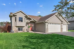 25721 18th St W, Zimmerman, MN 55398 - Photo 2