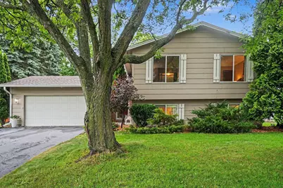 7201 32nd Avenue N, Crystal, MN 55427 - Photo 1