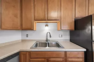 720 3rd Ave NE, Minneapolis, MN 55413 - Photo 12