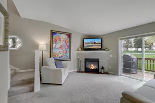 881 Kimberly Ln, Chanhassen, MN 55317 - Photo 10