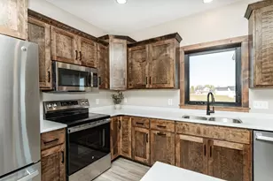 1701 21st Ave NE, Kasson, MN 55944 - Photo 8