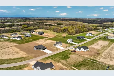 1701 21st Ave NE, Kasson, MN 55944 - Photo 4