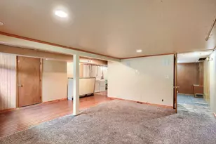 6943 Logan Ave N, Brooklyn Center, MN 55430 - Photo 16