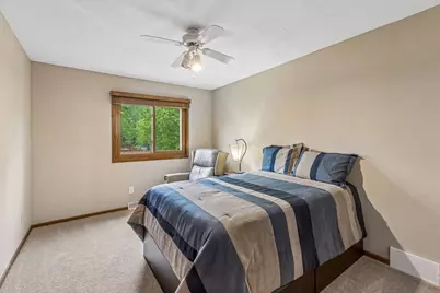 710 Clearbrook Lane, Vadnais Heights, MN 55127 - Photo 24