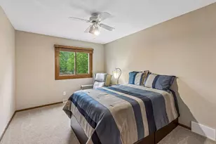 710 Clearbrook Ln, Vadnais Heights, MN 55127 - Photo 24